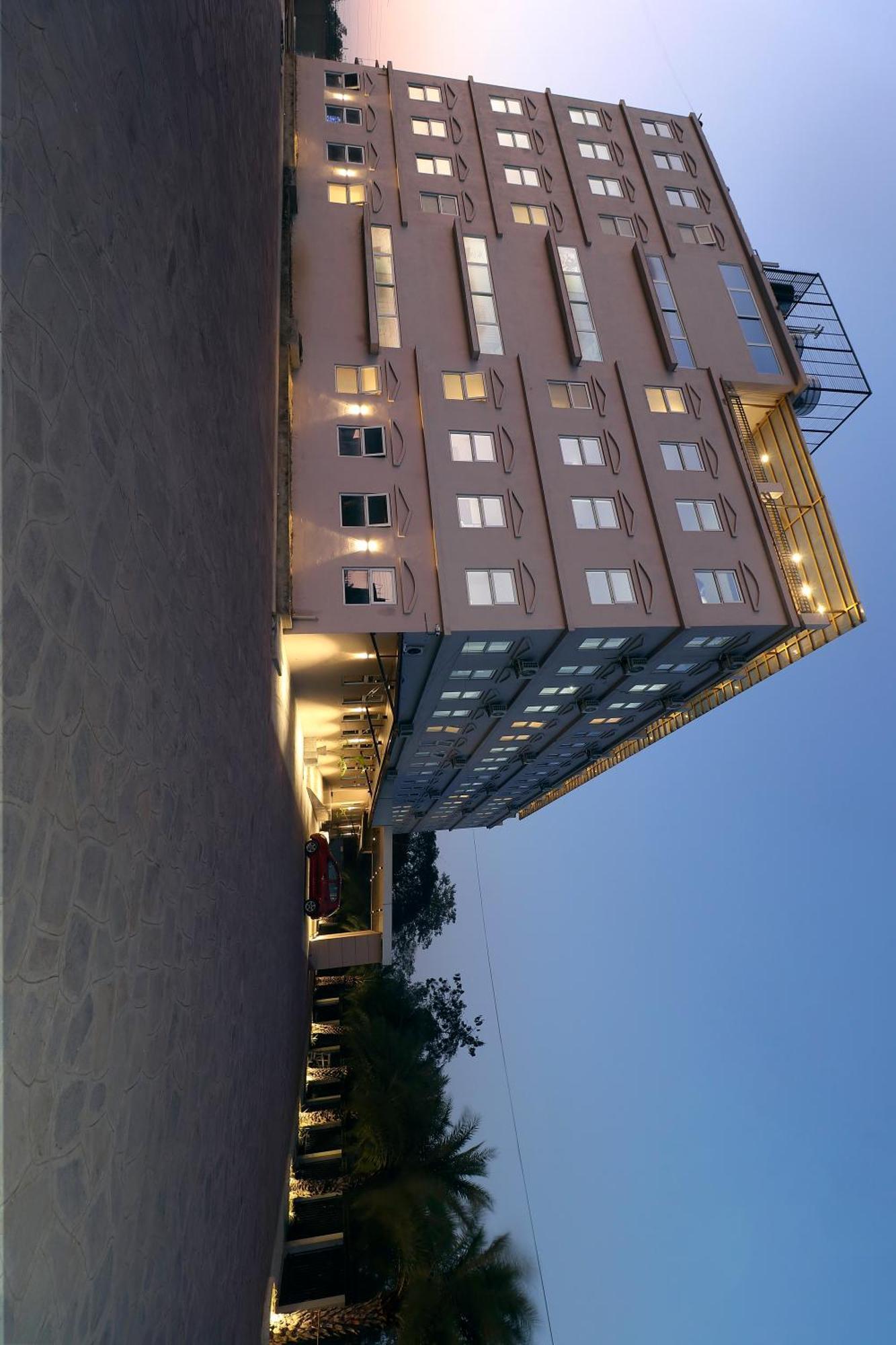 Landmark Bhairahawa Hotel Exterior photo